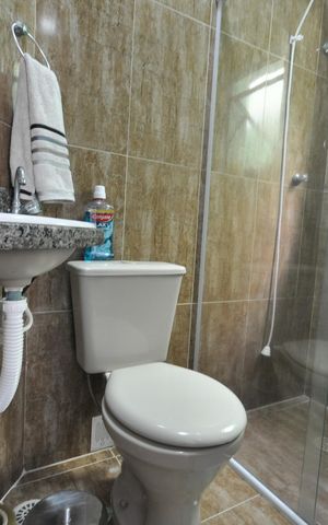 Casa à venda com 150m², 3 quartos e 2 vagasBanheiro da Suíte 3