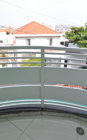 Casa à venda com 150m², 3 quartos e 2 vagasSacada da Suíte 1