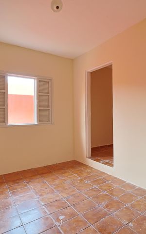 Casa à venda com 200m², 3 quartos e 2 vagasEdícula - Sala