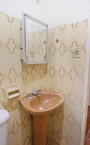 Casa à venda com 200m², 3 quartos e 2 vagasEdícula - Banheiro