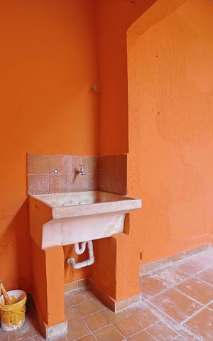 Casa à venda com 200m², 3 quartos e 2 vagasÁrea de Serviço