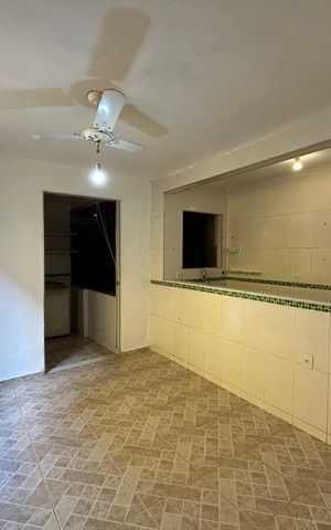 Casa à venda com 117m², 4 quartos e sem vagaSala casa 2