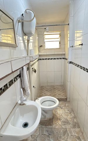 Casa à venda com 117m², 4 quartos e sem vagaBanheiro casa 3