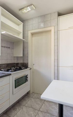 Apartamento para alugar com 275m², 4 quartos e 2 vagas Apartamento para alugar com 275m², 4 quartos e 2 vagasCozinha