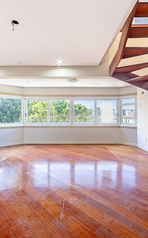 Apartamento para alugar com 275m², 4 quartos e 2 vagas Apartamento para alugar com 275m², 4 quartos e 2 vagasSala