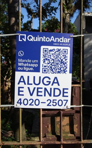 Casa à venda com 160m², 3 quartos e 2 vagasPlaqinha