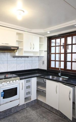 Casa à venda com 160m², 3 quartos e 2 vagasCozinha