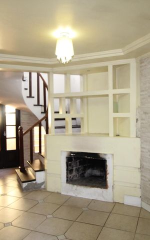Casa à venda com 160m², 3 quartos e 2 vagasSala