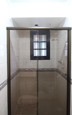 Casa à venda com 160m², 3 quartos e 2 vagasBanheiro da Suíte 1