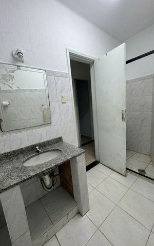 Apartamento à venda com 49m², 2 quartos e sem vaga Apartamento à venda com 49m², 2 quartos e sem vagaBanheiro