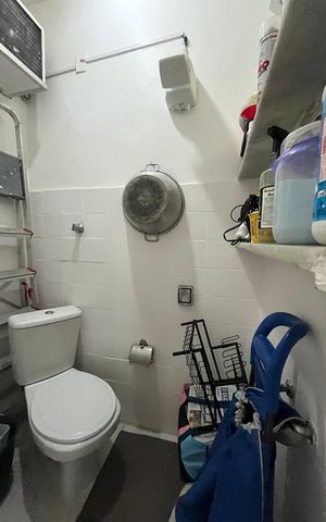 Apartamento para alugar com 100m², 3 quartos e 1 vaga Apartamento para alugar com 100m², 3 quartos e 1 vagaBanheiro de serviço