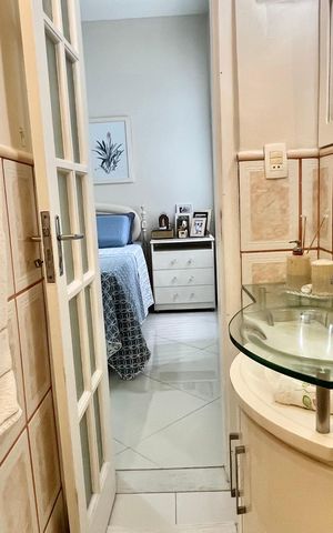 Apartamento para alugar com 100m², 3 quartos e 1 vaga Apartamento para alugar com 100m², 3 quartos e 1 vagaSuite
