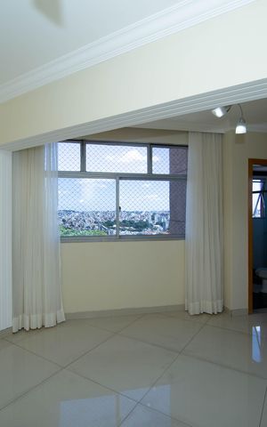 Apartamento à venda com 126m², 4 quartos e 2 vagas Apartamento à venda com 126m², 4 quartos e 2 vagasSALA