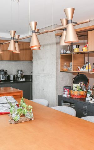 Apartamento à venda com 127m², 2 quartos e 2 vagas Apartamento à venda com 127m², 2 quartos e 2 vagasSala e Varanda Gourmet
