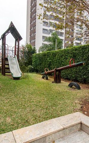 Apartamento à venda com 145m², 4 quartos e 3 vagas