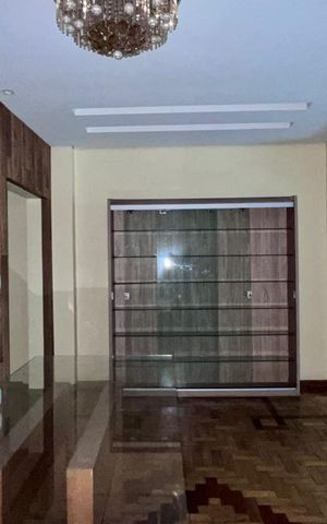 Apartamento à venda com 150m², 3 quartos e sem vagasala 