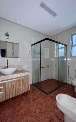Apartamento à venda com 150m², 3 quartos e sem vagabanho