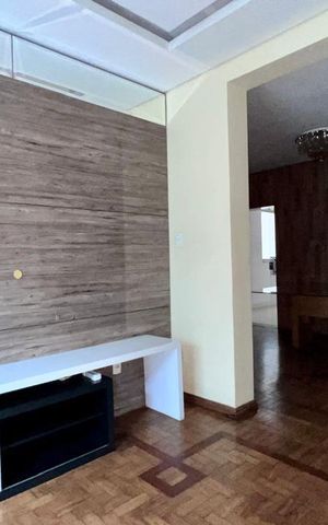 Apartamento à venda com 150m², 3 quartos e sem vagasala 