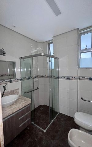 Apartamento à venda com 150m², 3 quartos e sem vagabanho