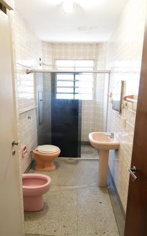 Apartamento à venda com 75m², 2 quartos e sem vagaBanheiro