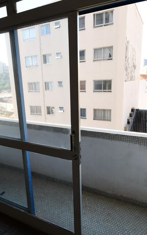 Apartamento à venda com 75m², 2 quartos e sem vagaSala - Sacada