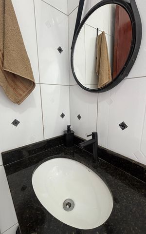 Apartamento à venda com 56m², 2 quartos e 1 vaga Apartamento à venda com 56m², 2 quartos e 1 vagaBanheiro