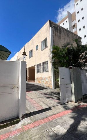 Casa à venda com 88m², 3 quartos e 1 vaga Casa à venda com 88m², 3 quartos e 1 vagaFachada e portaria