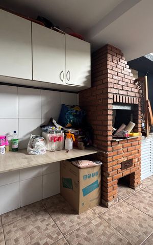 Casa à venda com 125m², 3 quartos e 2 vagas Casa à venda com 125m², 3 quartos e 2 vagasChurrasqueira