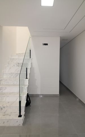 Casa à venda com 123m², 3 quartos e 2 vagasSala