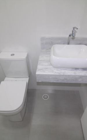 Casa à venda com 123m², 3 quartos e 2 vagasQuarto 3 - Banheiro