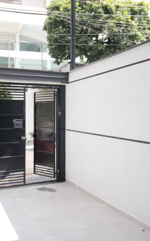 Casa à venda com 123m², 3 quartos e 2 vagasGaragem