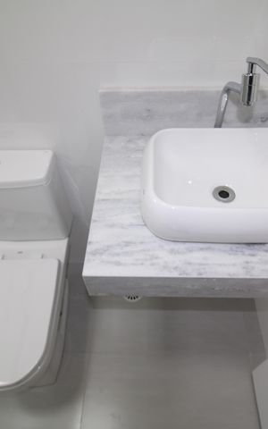 Casa à venda com 123m², 3 quartos e 2 vagasQuarto 3 - Banheiro