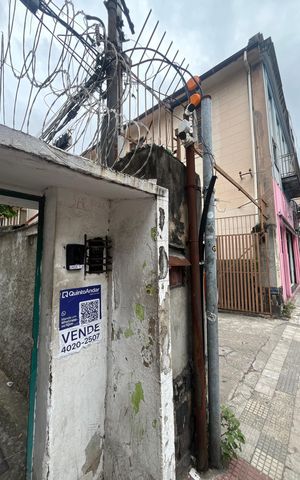 Casa à venda com 269m², 4 quartos e sem vaga