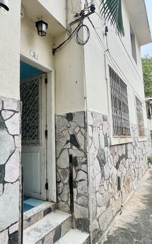 Casa à venda com 269m², 4 quartos e sem vaga