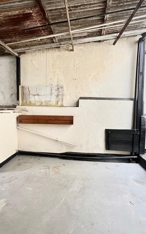 Casa à venda com 269m², 4 quartos e sem vaga