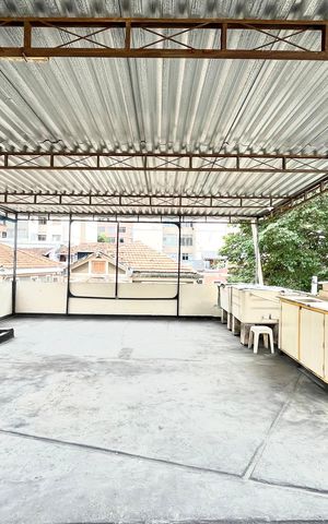 Casa à venda com 269m², 4 quartos e sem vaga