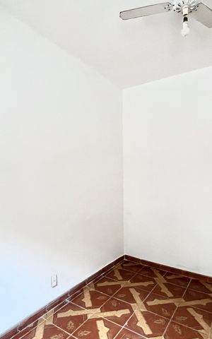 Casa à venda com 269m², 4 quartos e sem vaga Casa à venda com 269m², 4 quartos e sem vagaQuarto 1