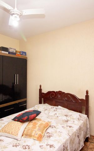 Casa à venda com 190m², 5 quartos e 5 vagas Casa à venda com 190m², 5 quartos e 5 vagasQuarto 1