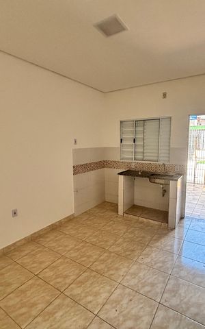 Casa para alugar com 40m², 1 quarto e 1 vaga Casa para alugar com 40m², 1 quarto e 1 vagaSala/Cozinha