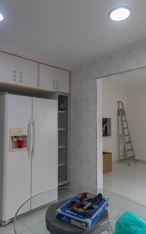 Casa à venda com 500m², 3 quartos e 5 vagas Casa à venda com 500m², 3 quartos e 5 vagasCozinha