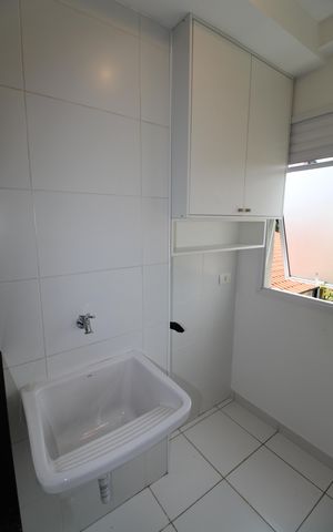 Apartamento para alugar com 68m², 2 quartos e 1 vagaÁrea de Serviço