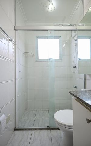Casa de condomínio à venda com 168m², 3 quartos e 2 vagasBanheiro Suíte 