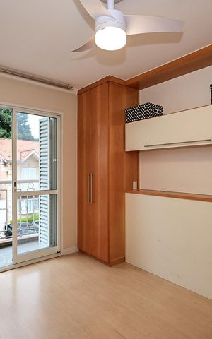 Casa de condomínio à venda com 168m², 3 quartos e 2 vagasSuíte
