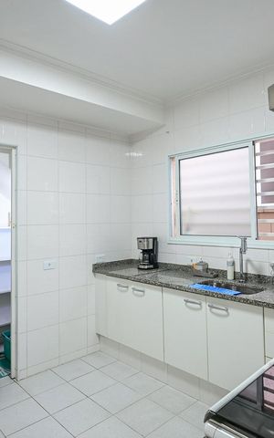 Casa de condomínio à venda com 168m², 3 quartos e 2 vagasCozinha