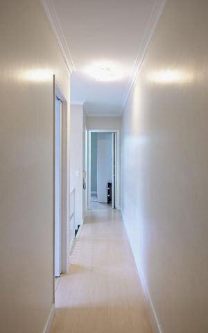Casa de condomínio à venda com 168m², 3 quartos e 2 vagasCorredor