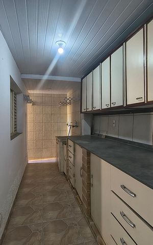 Casa à venda com 160m², 2 quartos e 1 vaga Casa à venda com 160m², 2 quartos e 1 vagaCozinha