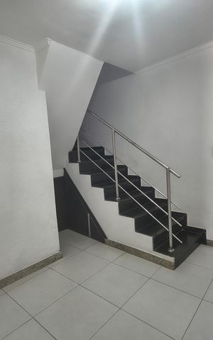 Casa à venda com 160m², 2 quartos e 1 vaga Casa à venda com 160m², 2 quartos e 1 vagaSala