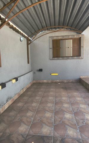Casa à venda com 160m², 2 quartos e 1 vaga Casa à venda com 160m², 2 quartos e 1 vagaÁrea externa