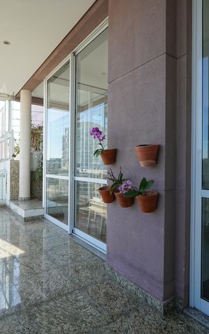 Apartamento à venda com 260m², 4 quartos e 4 vagasVaranda gourmet