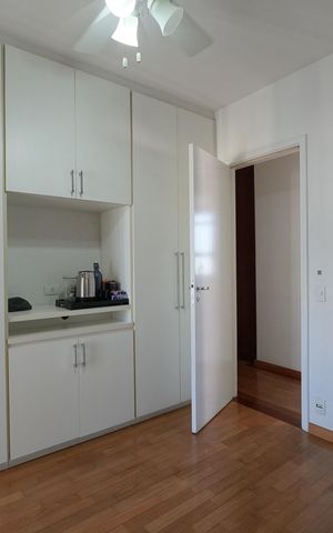 Apartamento à venda com 260m², 4 quartos e 4 vagasSuíte 1
